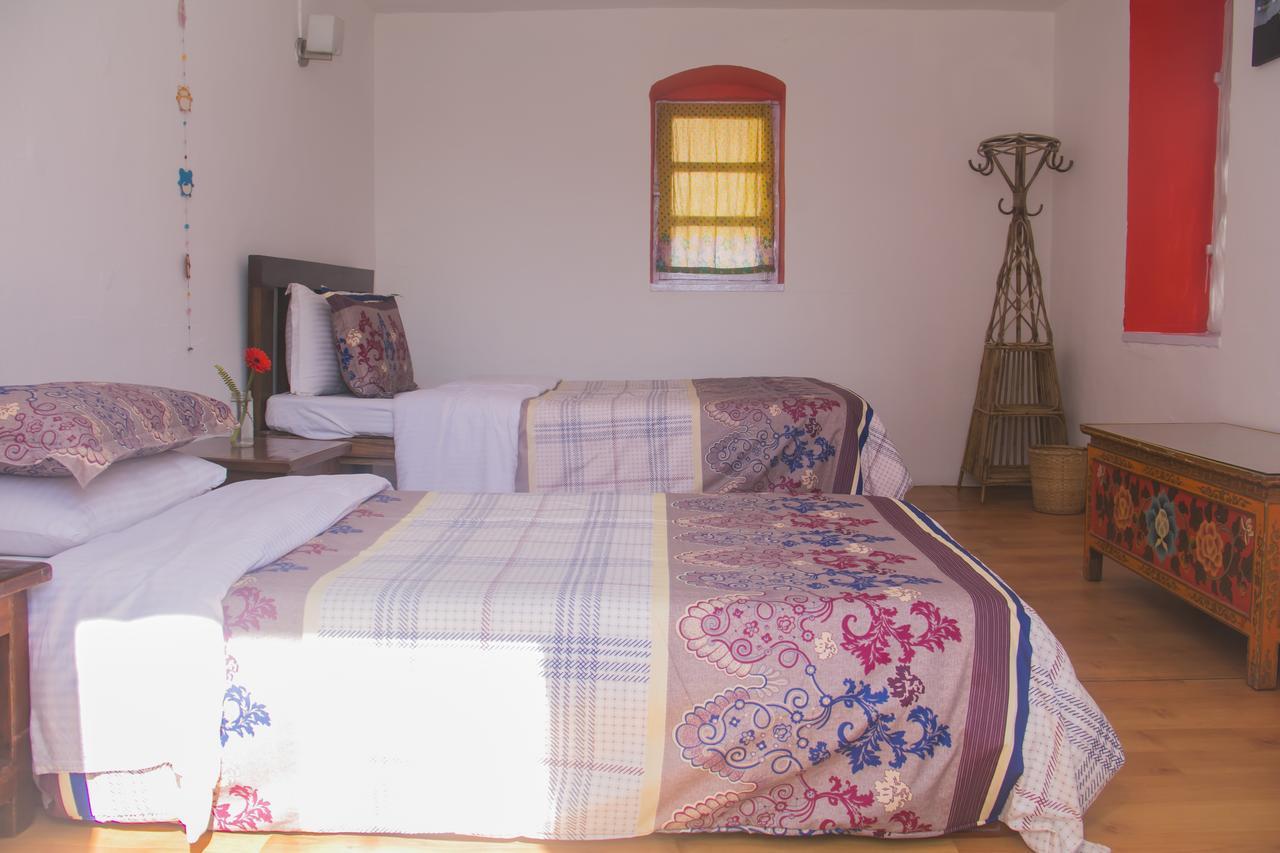 Cocina Mitho Chha Bnb Kathmandu Exterior foto